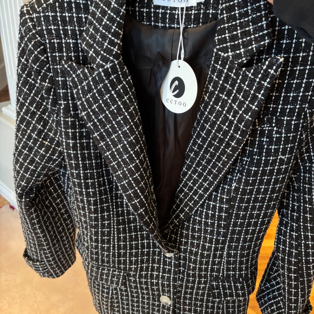NWT - Black blazer with white stitching